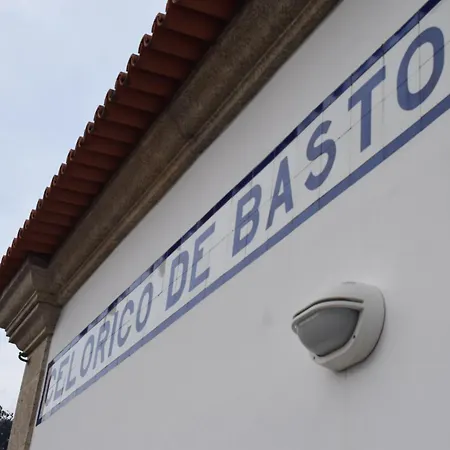 Estacao Ferroviaria De *