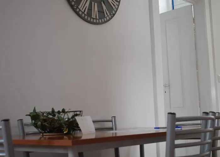 Estacao Ferroviaria De *