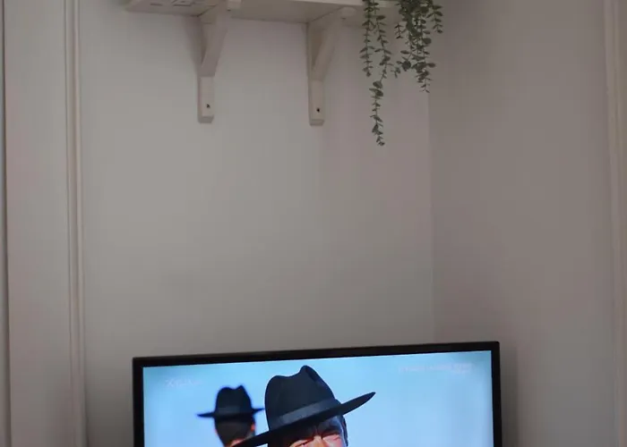 شقة Estacao Ferroviaria De سيلوريكو دي باستو