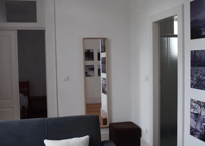 Estacao Ferroviaria De * سيلوريكو دي باستو