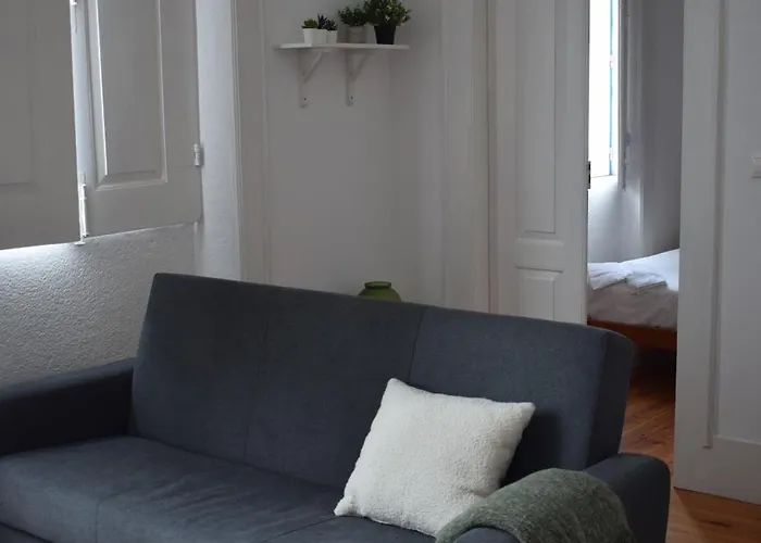 Estacao Ferroviaria De * سيلوريكو دي باستو